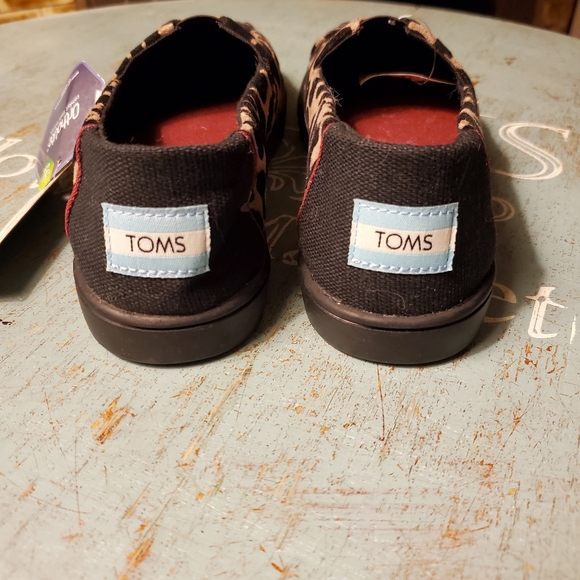 Toms Alpargata Cupsole Leopard Slip-On NEW, size 5 - Picture 2 of 10